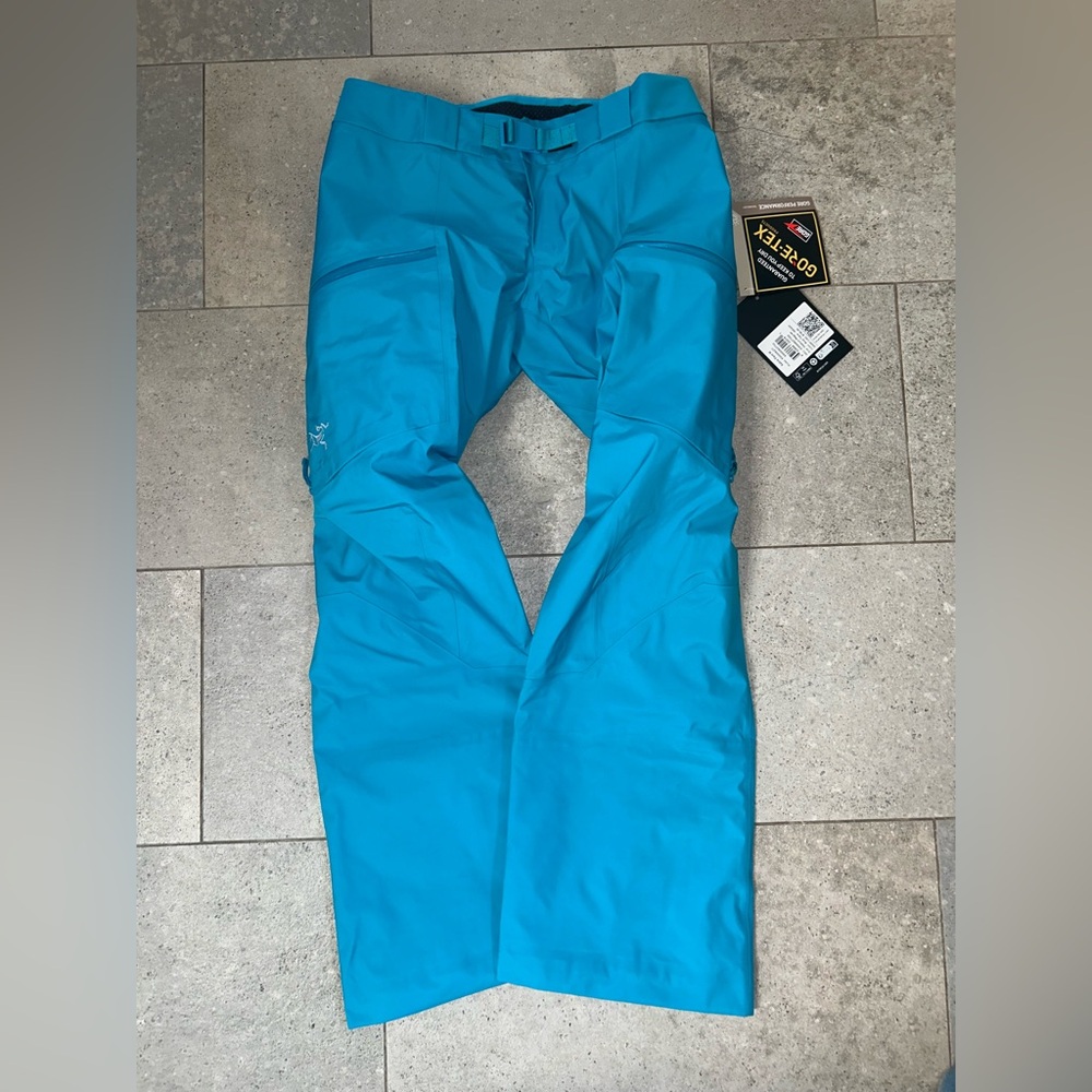 BNWT Arc'teryx SABRE Gore-Tex Pants (blue tetra) Men’s medium
